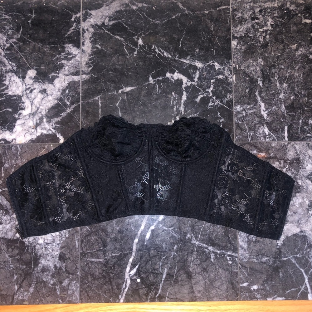 NWOT  Black Lace Corset Bra